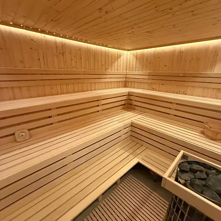Apartamento Vip Wellness Oase Mit 3zi Sauna Whirlpool Und Vielem Mehr *