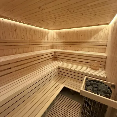 Vip Wellness Oase Mit 3zi Sauna Whirlpool Und Vielem Mehr Backnang